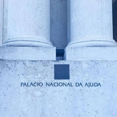 Appartamento Almirante24 - With Garden - Ajuda Palace & Royal Treasure Museum *